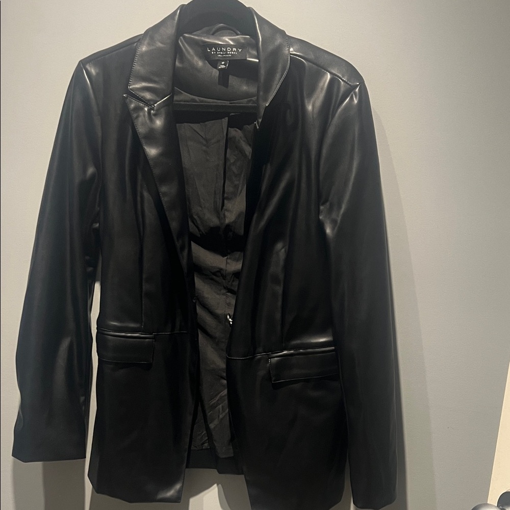 Laundry by Shelli Segal Sleek Black Blazer
